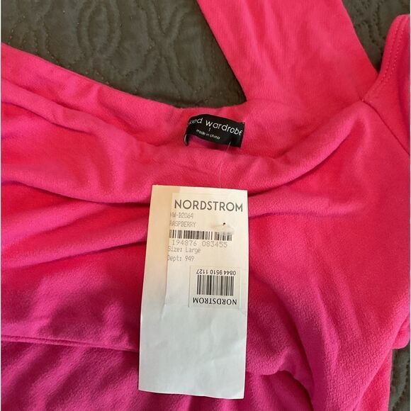 Naked Wardrobe Raspberry Pink Off the Shoulder Cut Out Bodysuit Size L - Picture 4 of 7